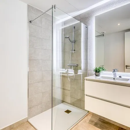 Apartment Hanami South Bay Sb1 *